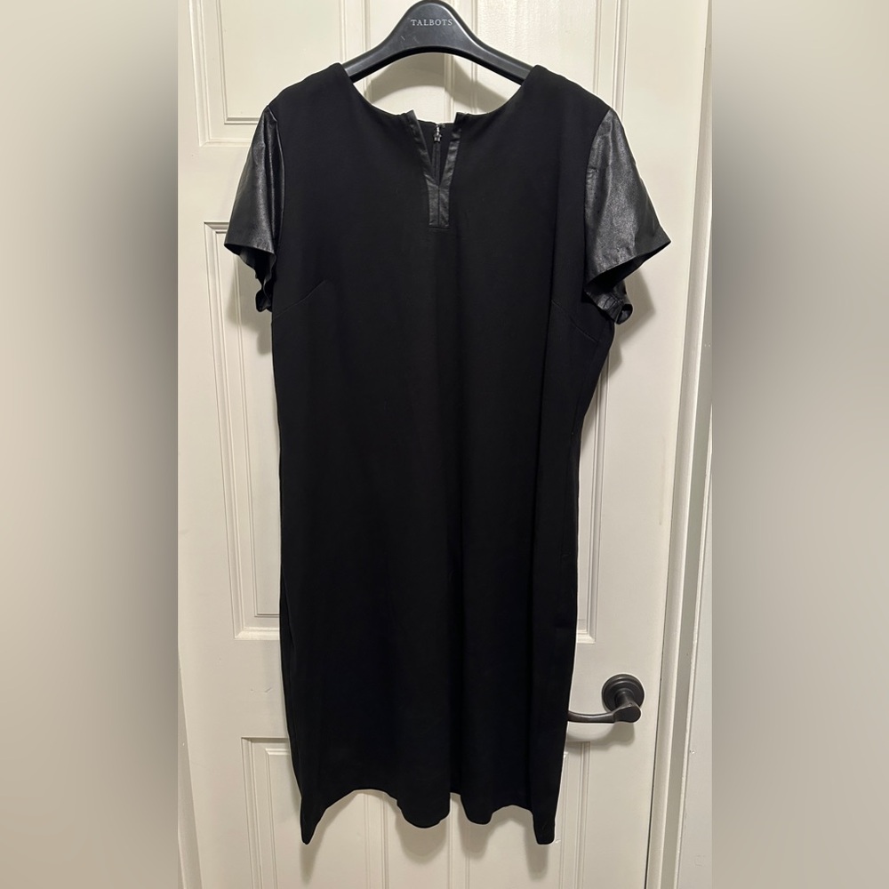 Talbots Little Black Short Sleeve Ponte Shift Dress w/Faux Leather Sleeves